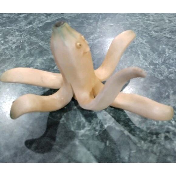 Enesco Home Grown Banana Octopus Figurine - Picture 4 of 5